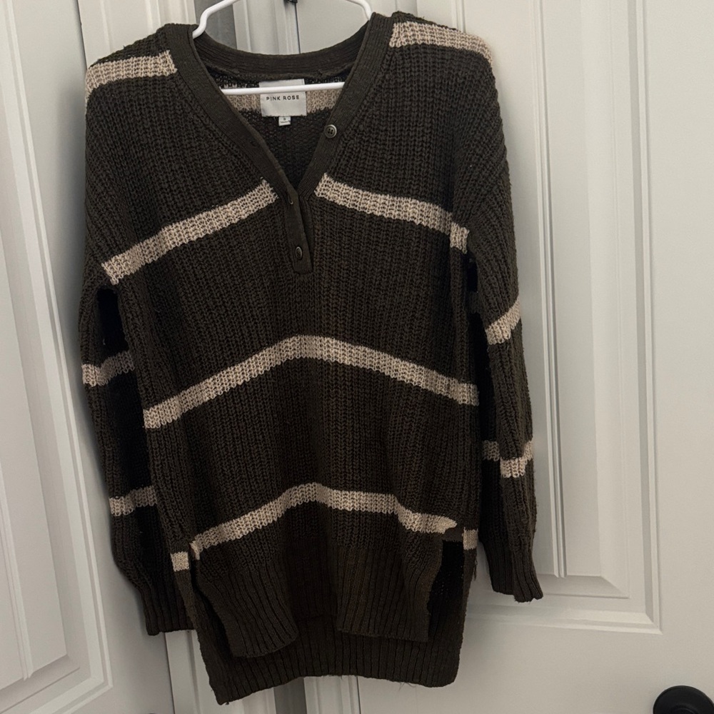 Pink Rose Olive and Cream V-Neck Sweater